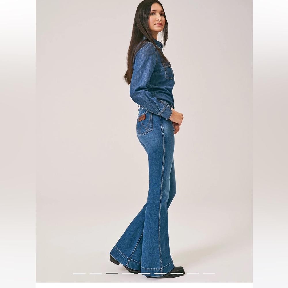 WRANGLER Women’s Retro High Rise Stretch Trouser Boot Denim Jeans Size 28 x 34